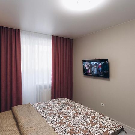 Center Apartments Sumy Bagian luar foto