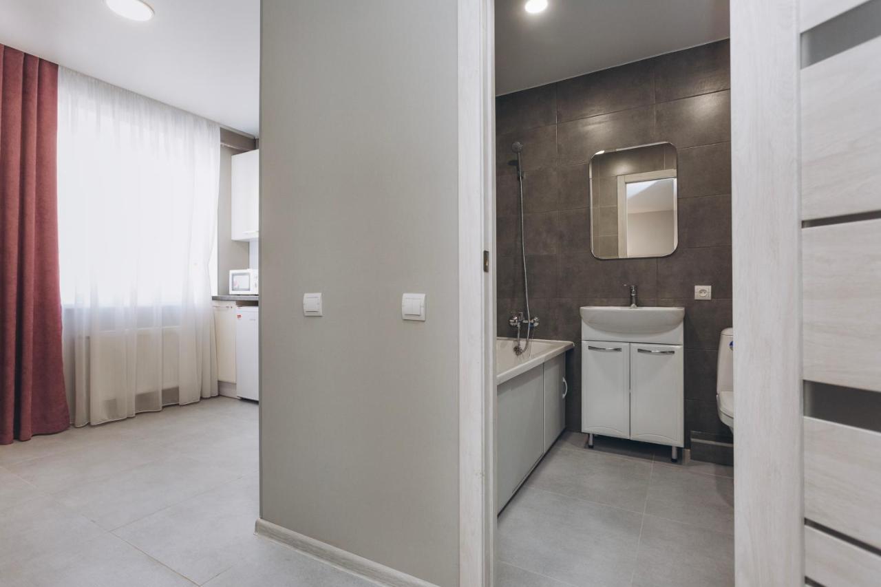 Center Apartments Sumy Bagian luar foto